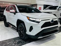 تۆیۆتا ڕاڤ 4